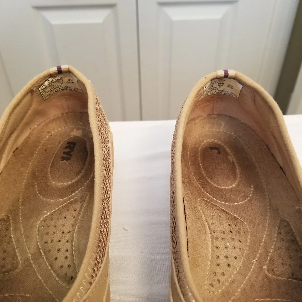 RYKA Womens Beige Slip On Walking Shoes Mesh Comfort Flats Size 8.5 W
